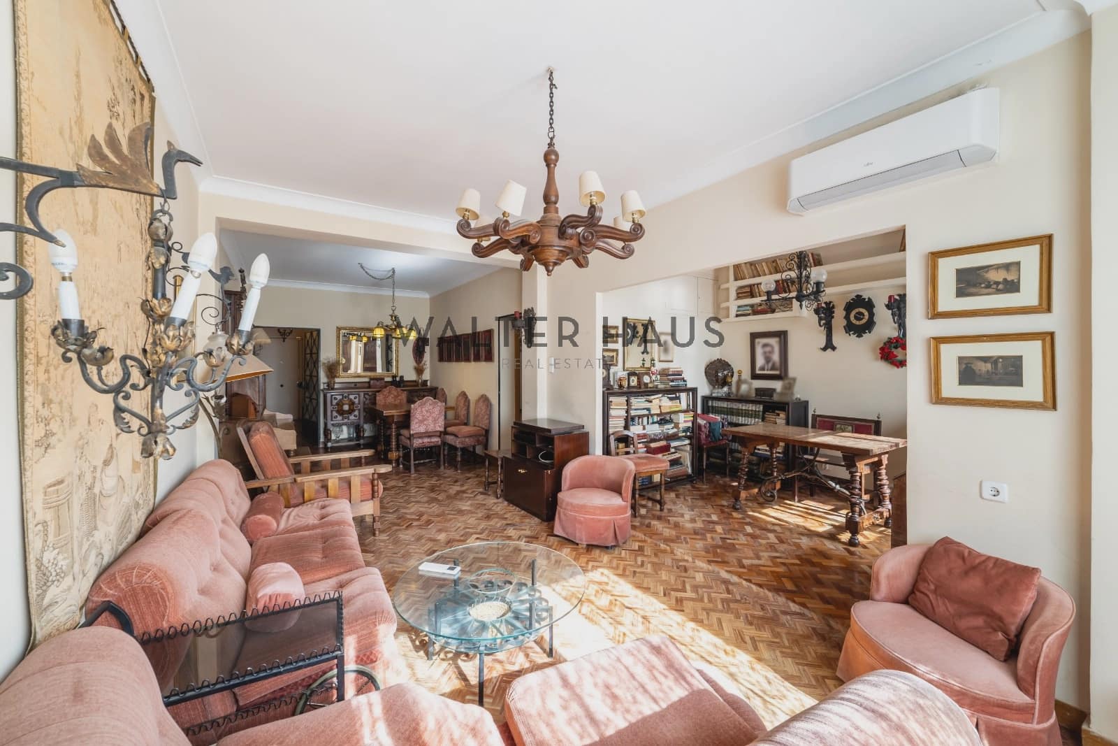 4 bedroom Flat for sale in Madrid city - € 1,100,000 (Ref: 9843972)