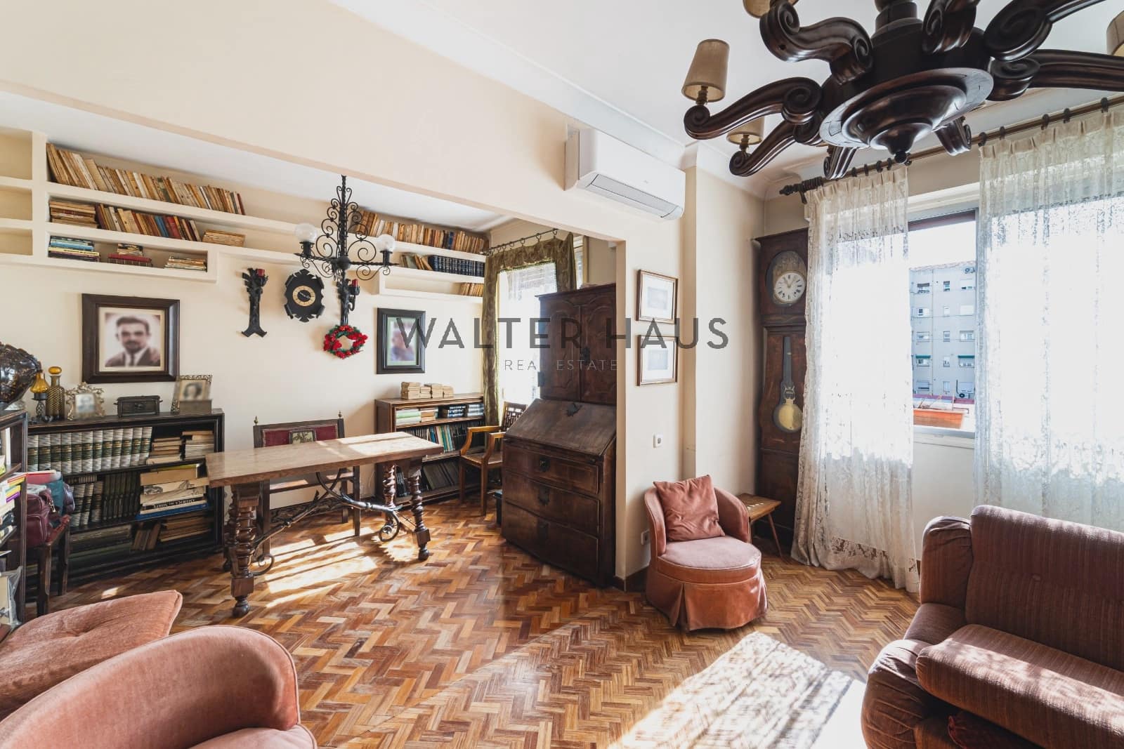 4 bedroom Flat for sale in Madrid city - € 1,100,000 (Ref: 9843972)