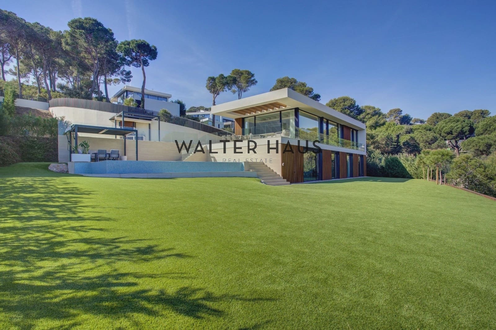 4 bedroom Villa for sale in Calonge i Sant Antoni - € 2,750,000 (Ref: 9844221)