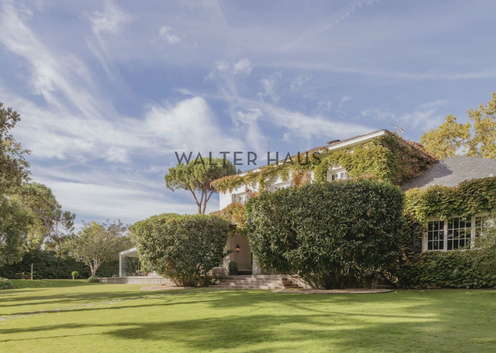 5 soveværelse Villa til leje i Madrid by med swimmingpool garage - € 30.000 (Ref: 9847684)