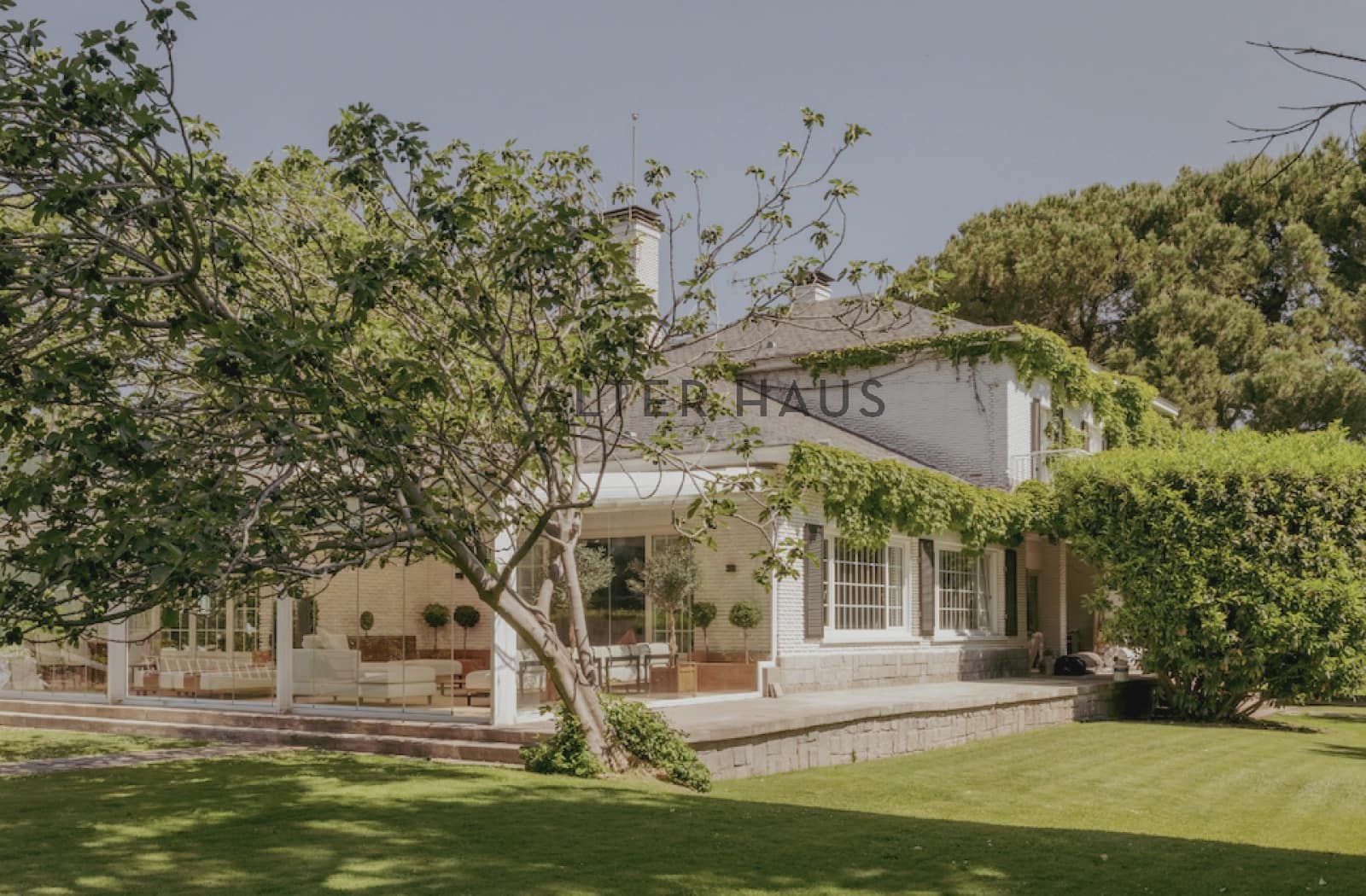 5 soveværelse Villa til leje i Madrid by med swimmingpool garage - € 30.000 (Ref: 9847684)