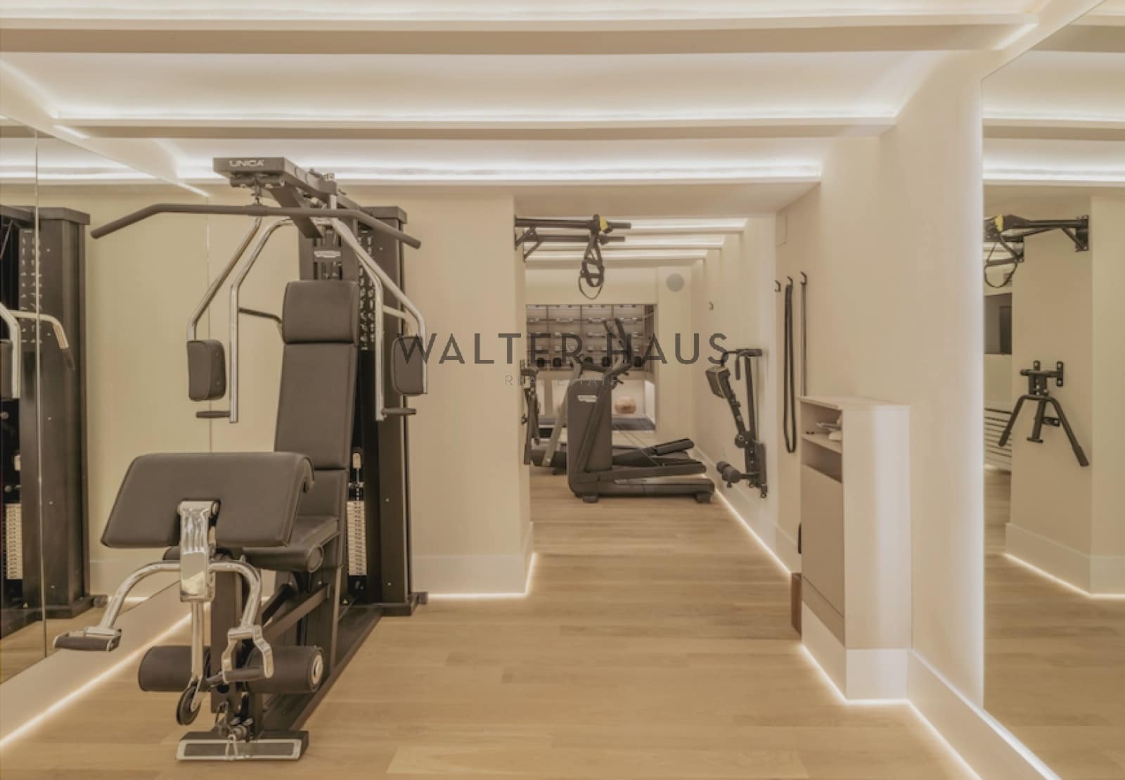 5 soveværelse Villa til leje i Madrid by med swimmingpool garage - € 30.000 (Ref: 9847684)