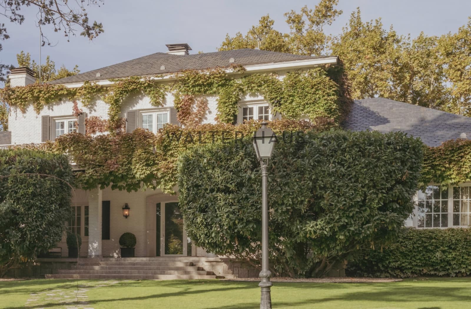 5 soveværelse Villa til leje i Madrid by med swimmingpool garage - € 30.000 (Ref: 9847684)
