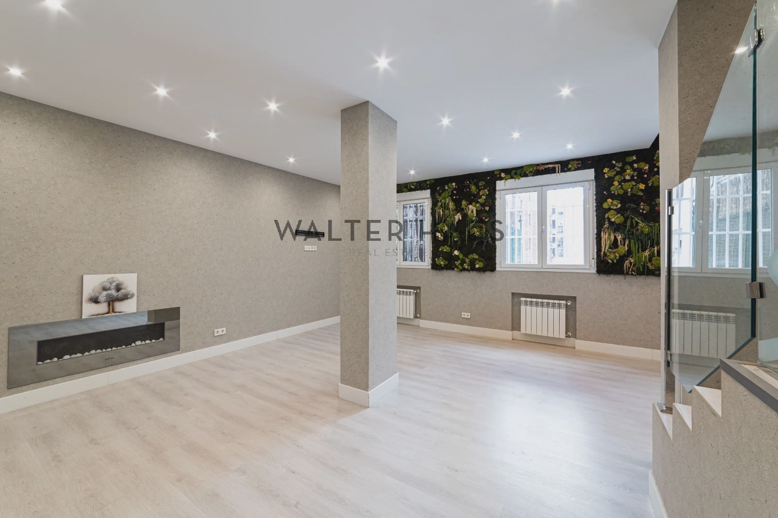 5 bedroom Apartment for sale in Madrid city - € 1,230,000 (Ref: 9848370)