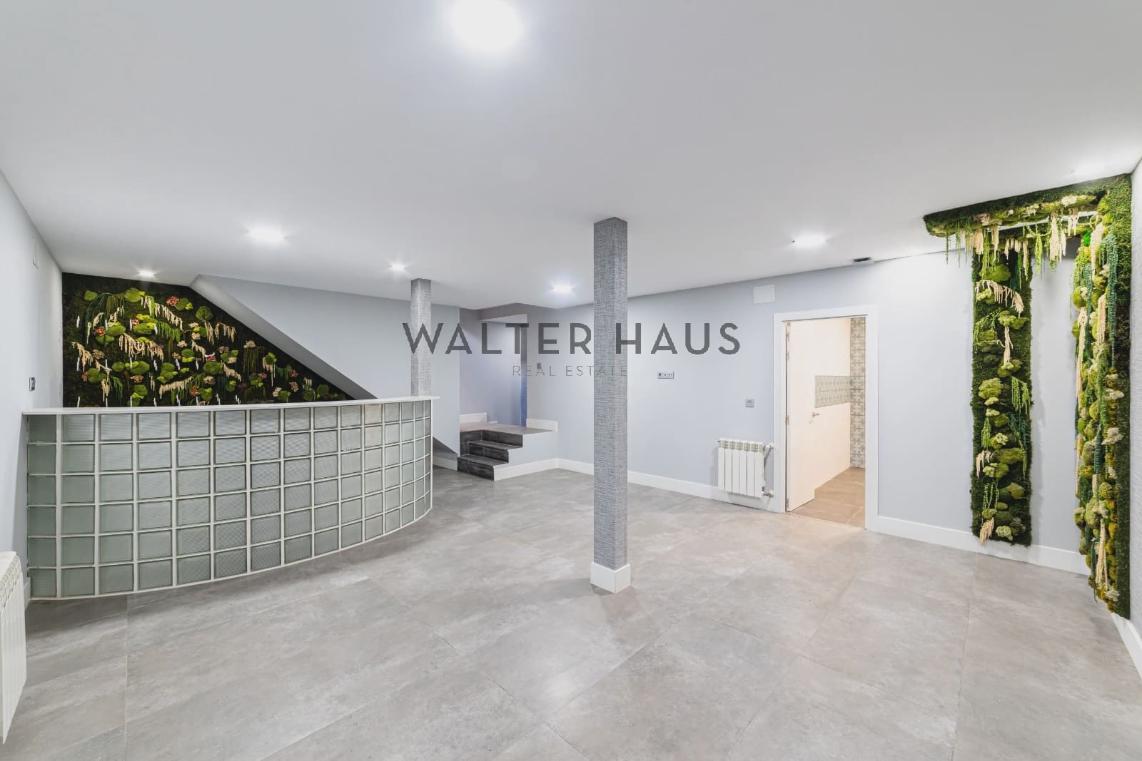 5 bedroom Apartment for sale in Madrid city - € 1,230,000 (Ref: 9848370)