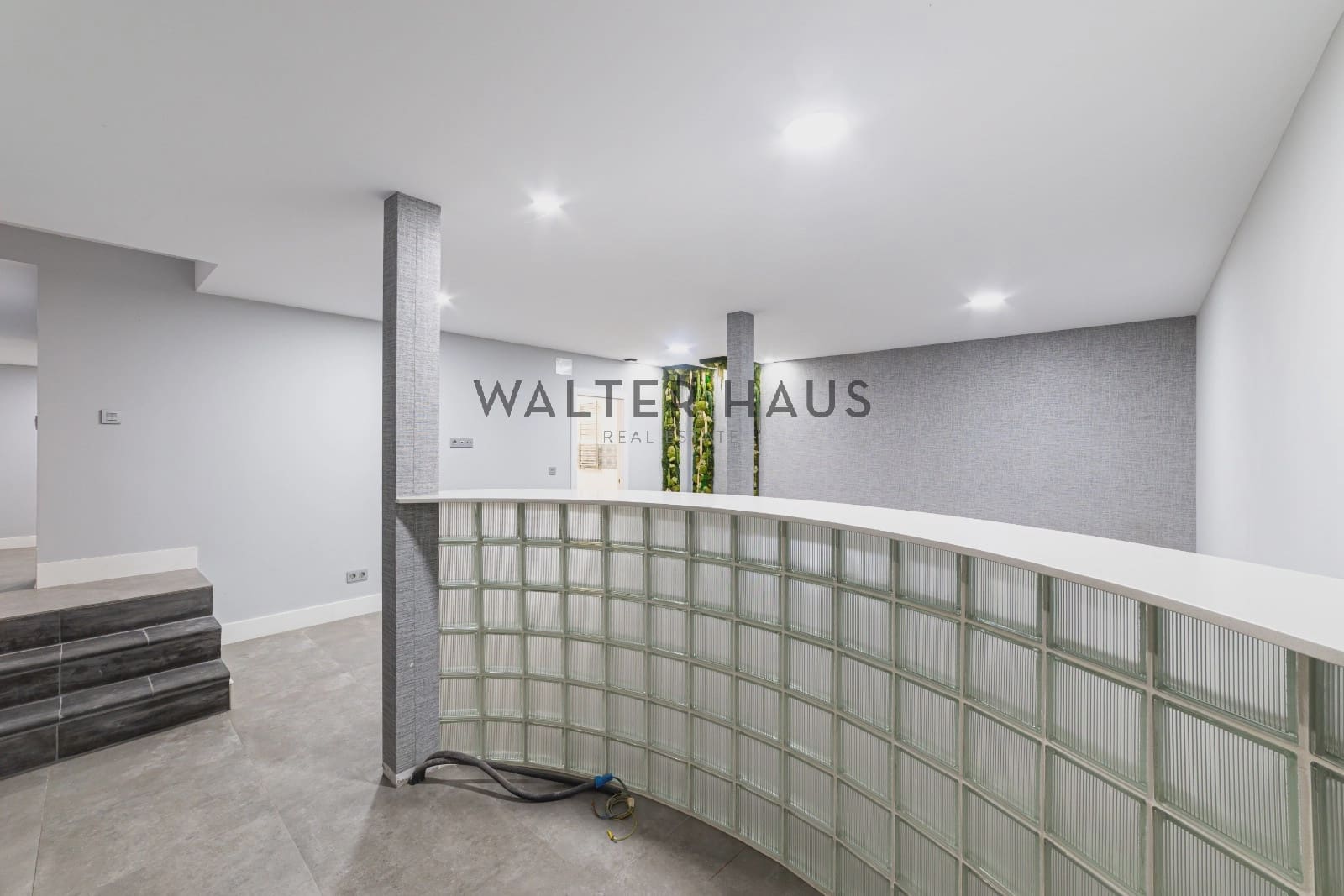 5 bedroom Apartment for sale in Madrid city - € 1,230,000 (Ref: 9848370)