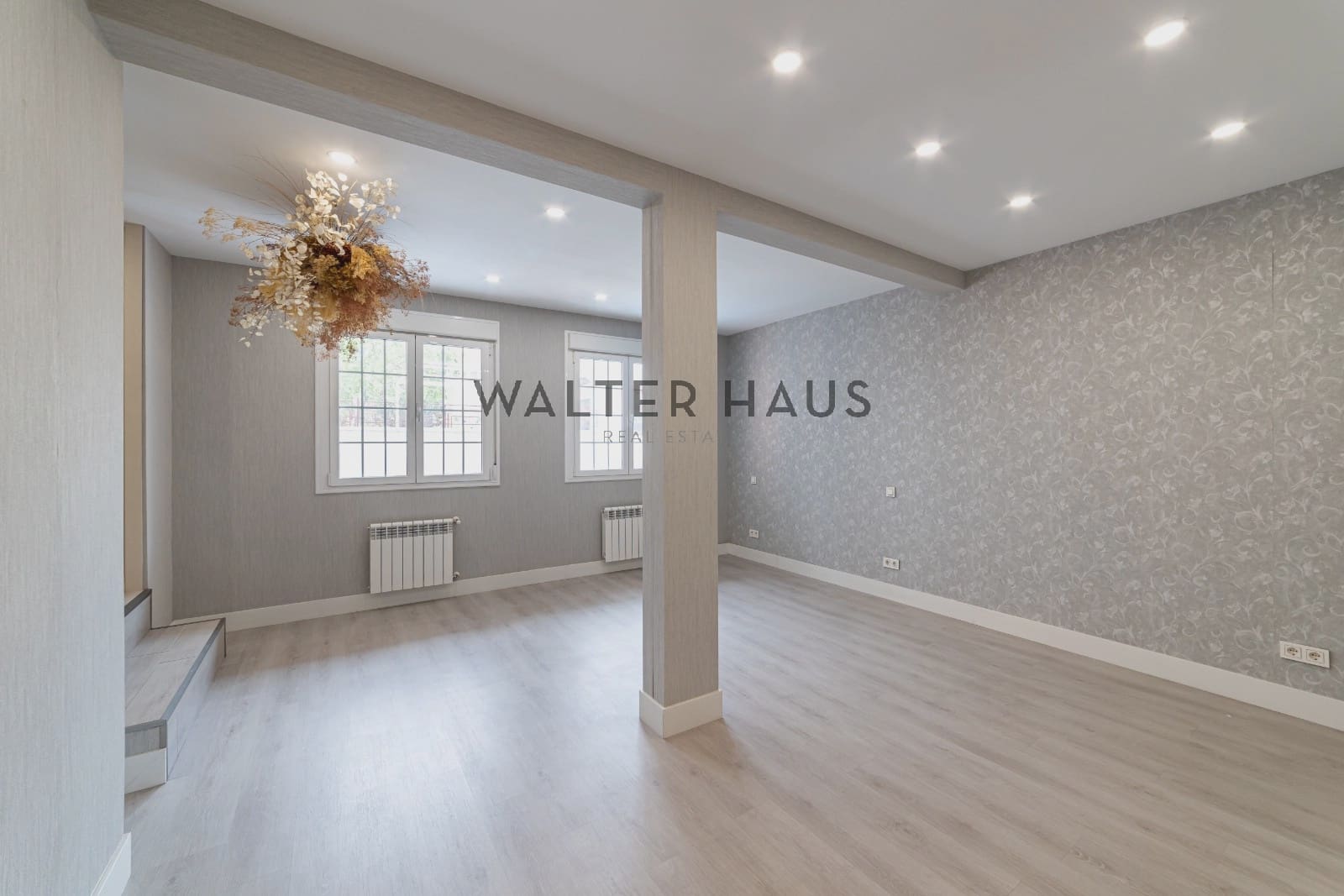 5 bedroom Apartment for sale in Madrid city - € 1,230,000 (Ref: 9848370)