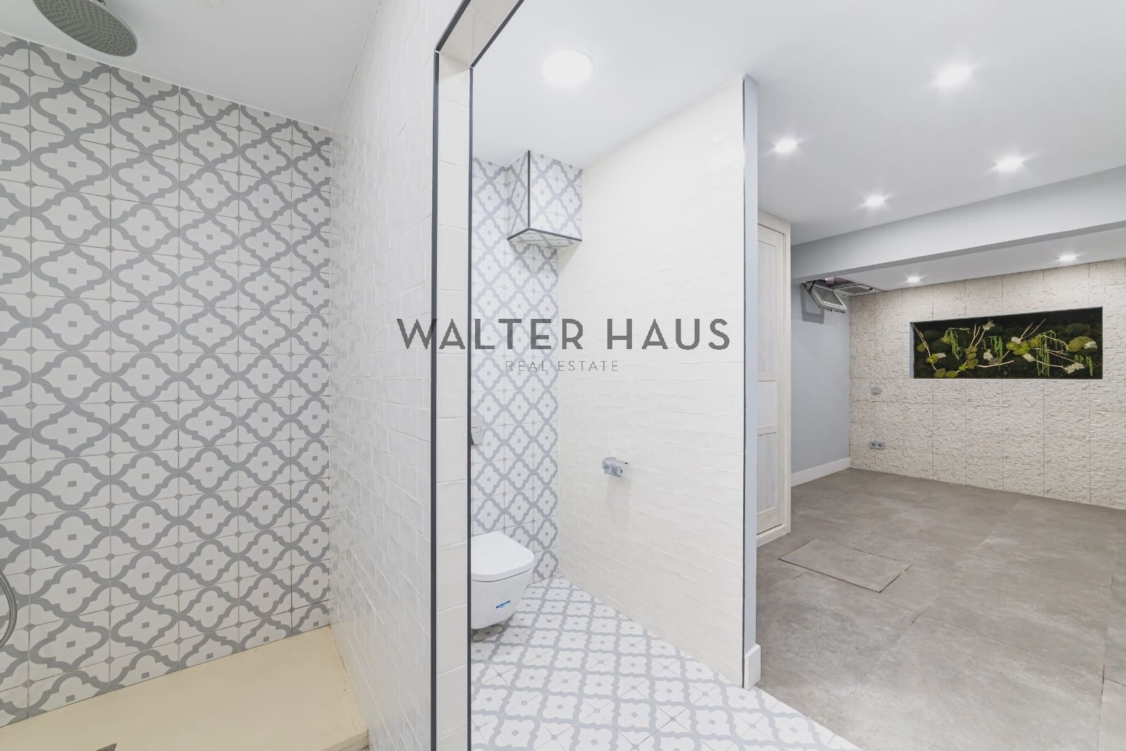 5 bedroom Apartment for sale in Madrid city - € 1,230,000 (Ref: 9848370)
