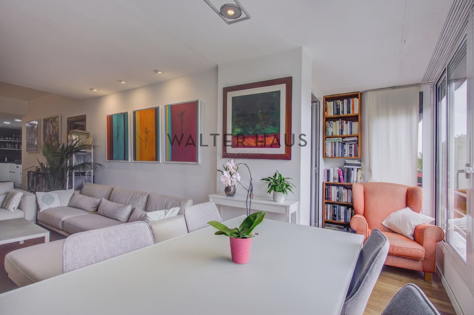 4 soveværelse Lejlighed til salg i Barcelona by - € 895.000 (Ref: 9850593)