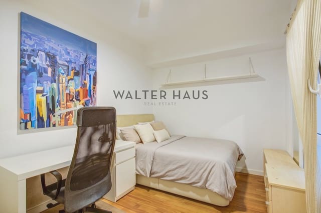 4 soverom Leilighet til salgs i Sant Pere, Santa Caterina i La Ribera, Barcelona by - € 895 000 (Ref: 9850593)