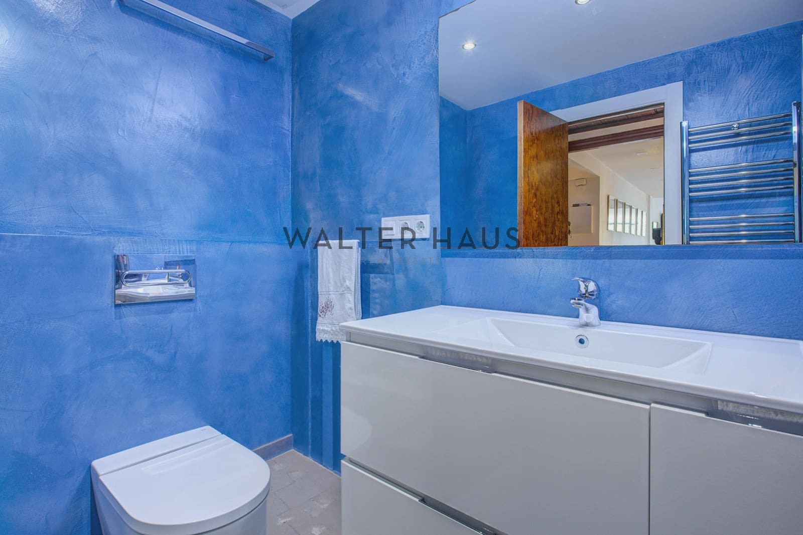 4 soveværelse Lejlighed til salg i Barcelona by - € 895.000 (Ref: 9850593)
