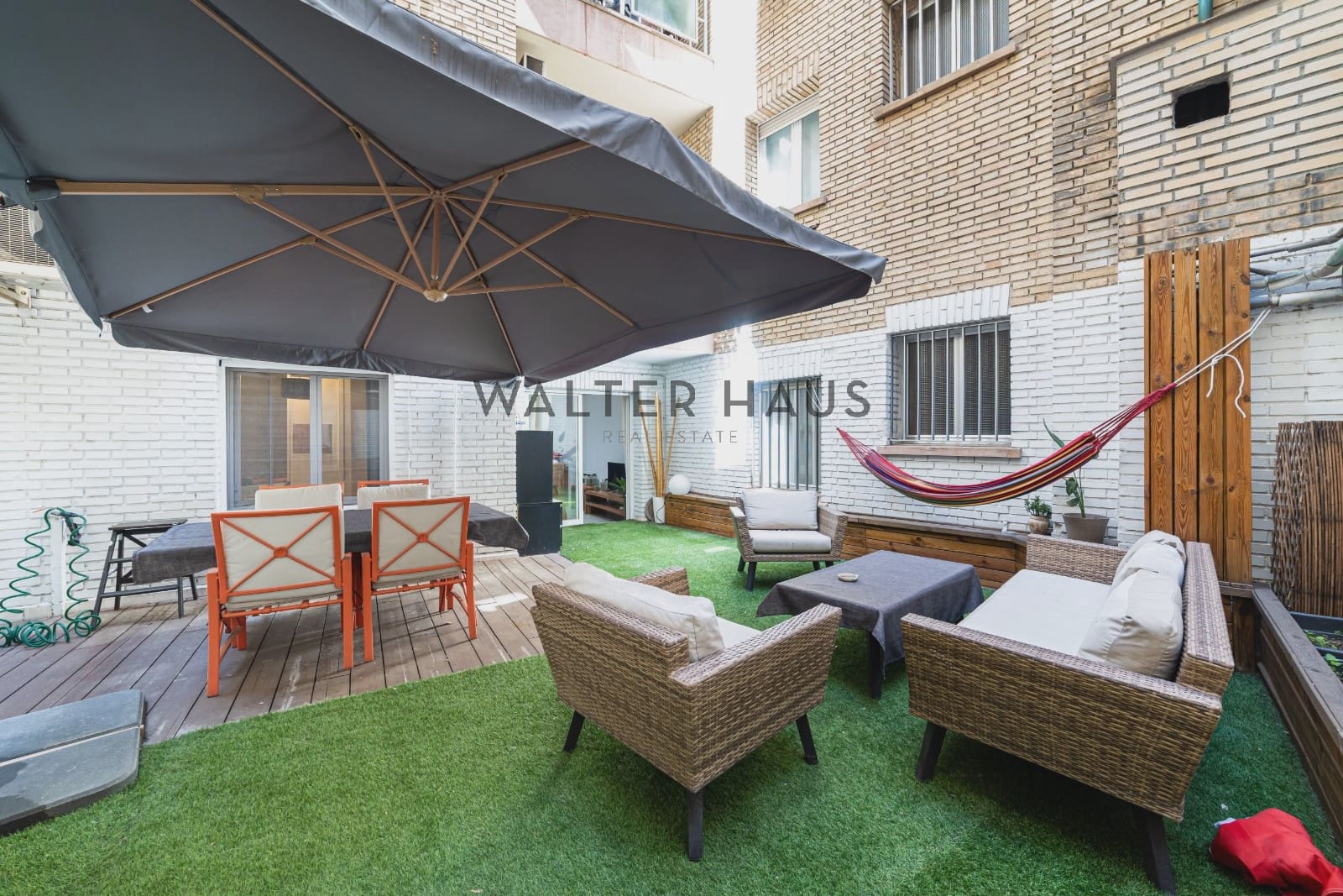 2 bedroom Flat for sale in Madrid city - € 735,000 (Ref: 9853049)