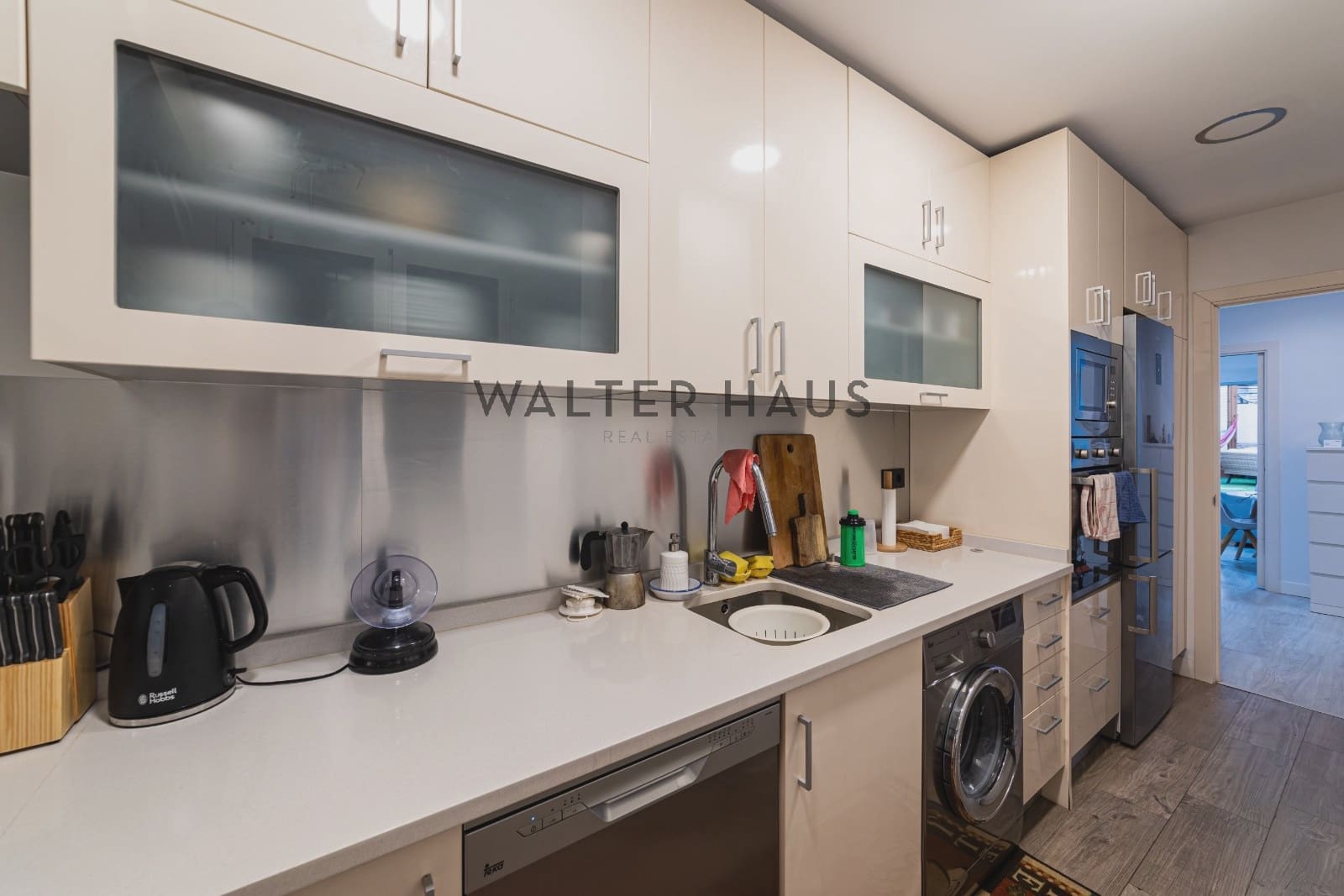 2 bedroom Flat for sale in Madrid city - € 735,000 (Ref: 9853049)