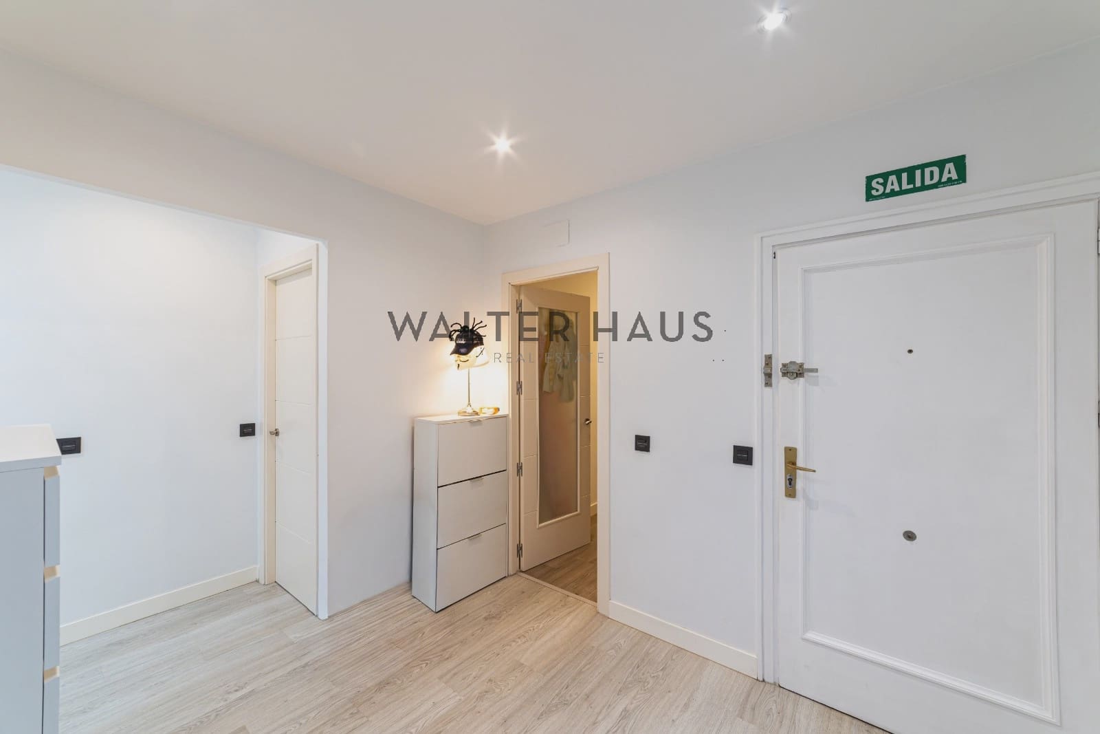 2 bedroom Flat for sale in Madrid city - € 735,000 (Ref: 9853049)