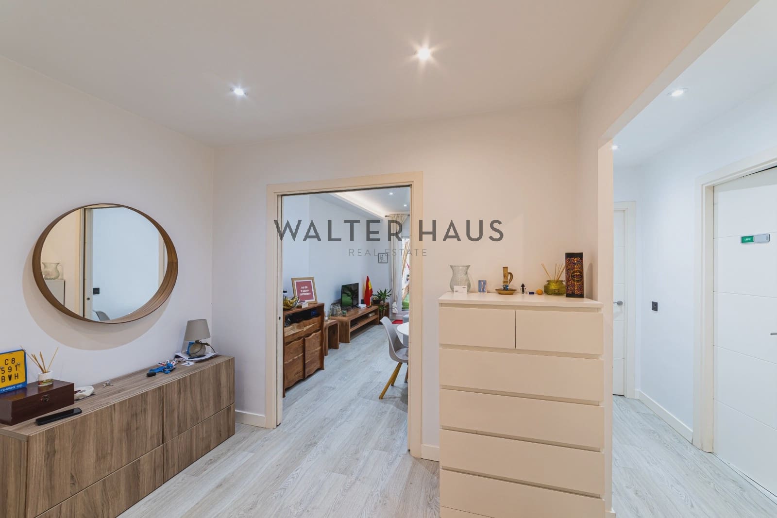 2 bedroom Flat for sale in Madrid city - € 735,000 (Ref: 9853049)