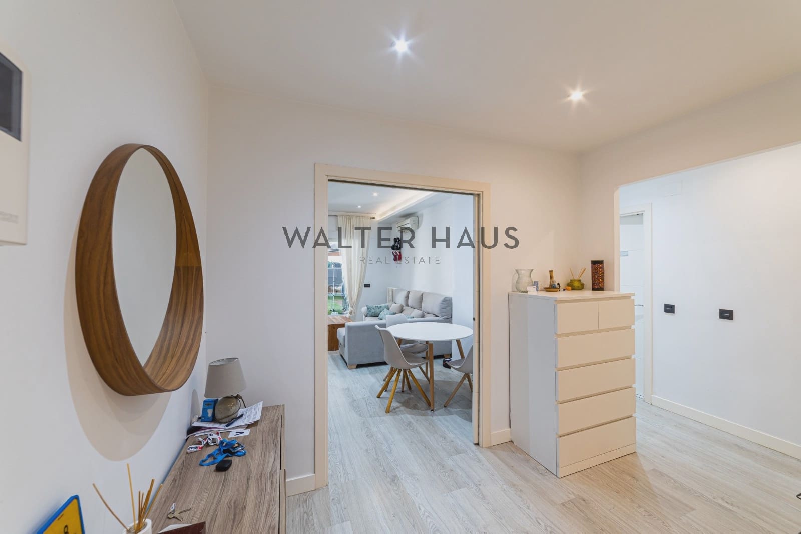 2 bedroom Flat for sale in Madrid city - € 735,000 (Ref: 9853049)