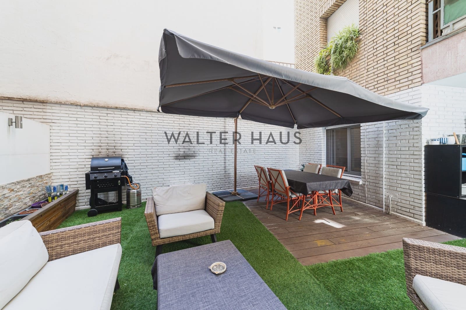 2 bedroom Flat for sale in Madrid city - € 735,000 (Ref: 9853049)