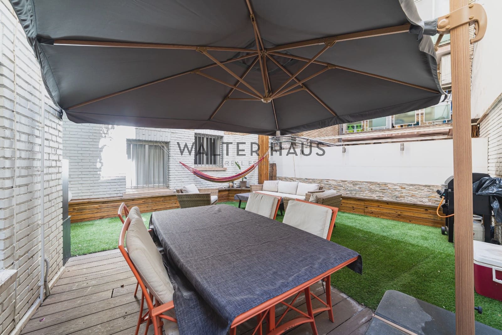 2 bedroom Flat for sale in Madrid city - € 735,000 (Ref: 9853049)