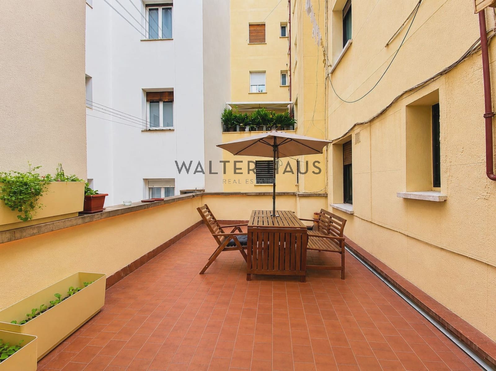 5 soveværelse Lejlighed til salg i Madrid by - € 1.175.000 (Ref: 9853050)