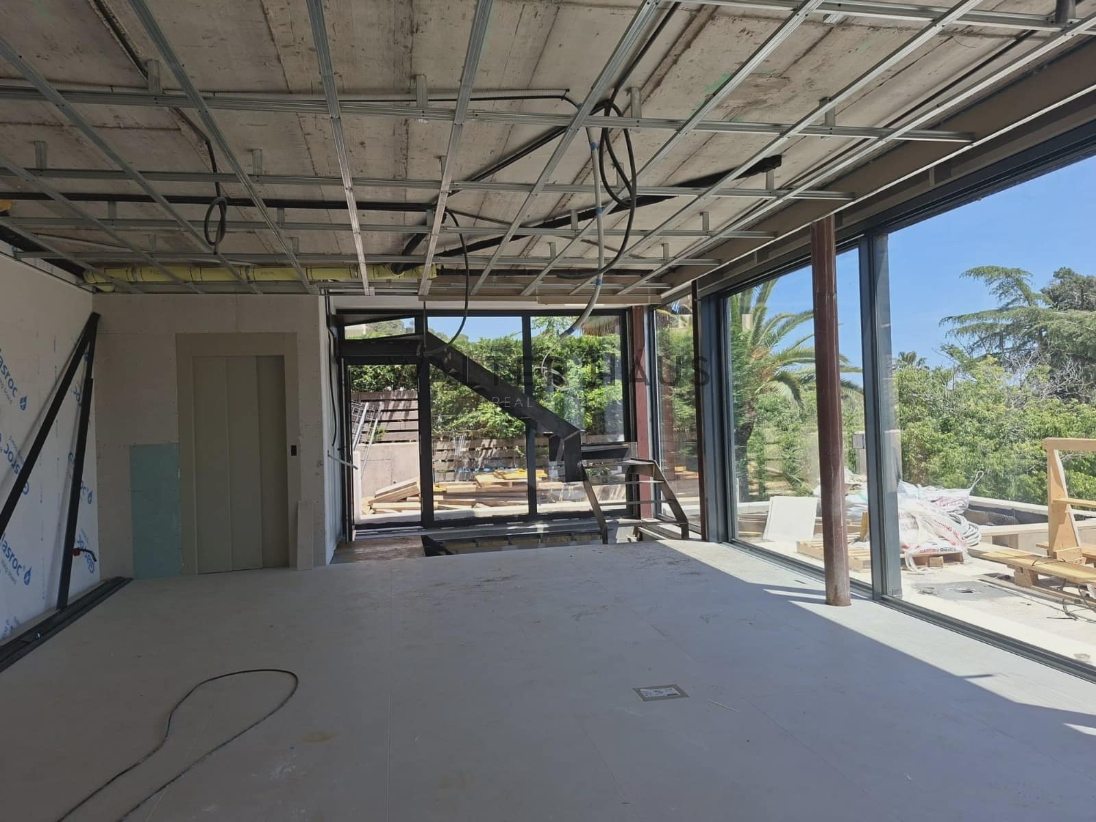 4 bedroom Villa for sale in Sant Feliu de Guixols - € 1,770,000 (Ref: 9853051)