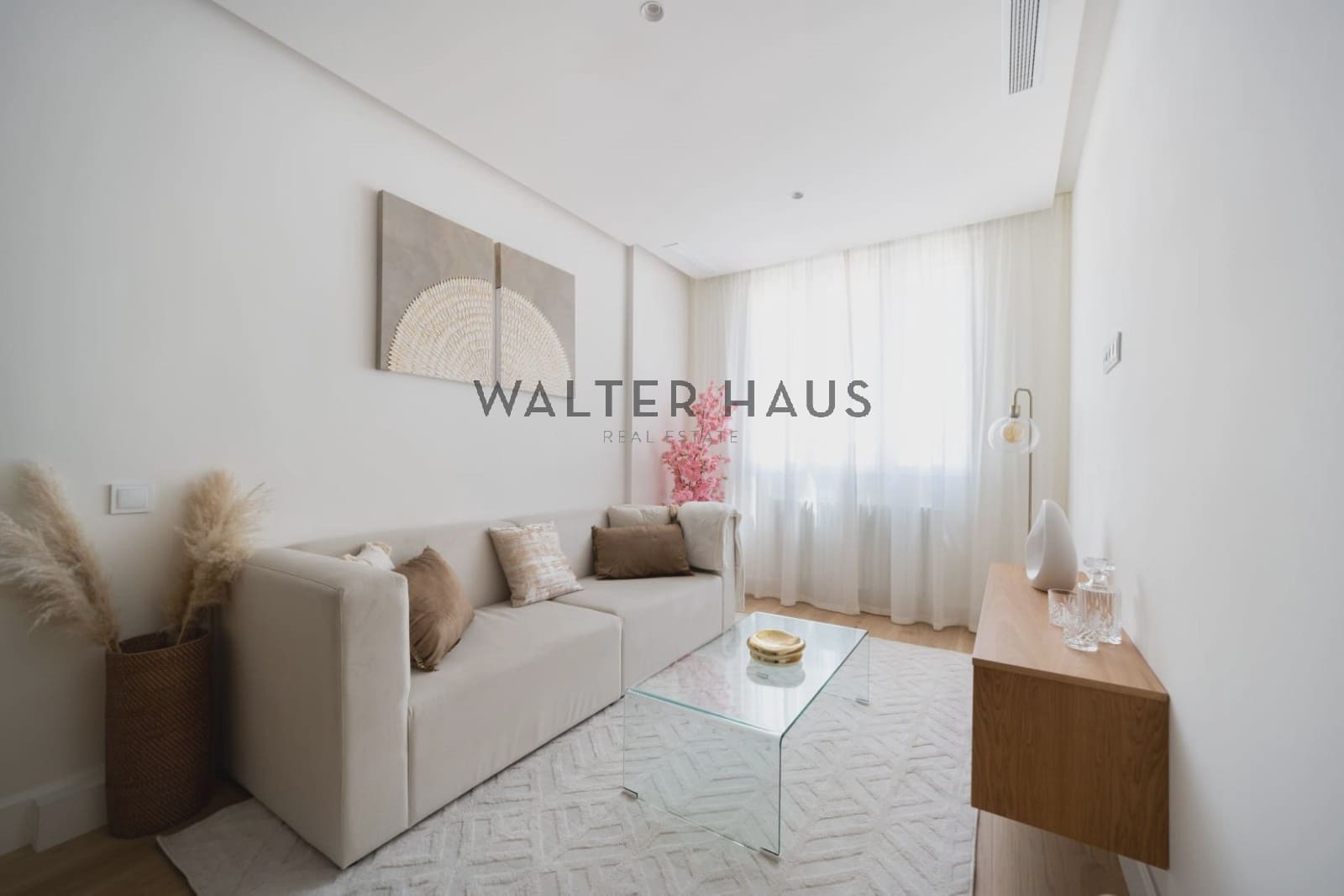 2 bedroom Flat for sale in Madrid city - € 1,495,000 (Ref: 9854630)