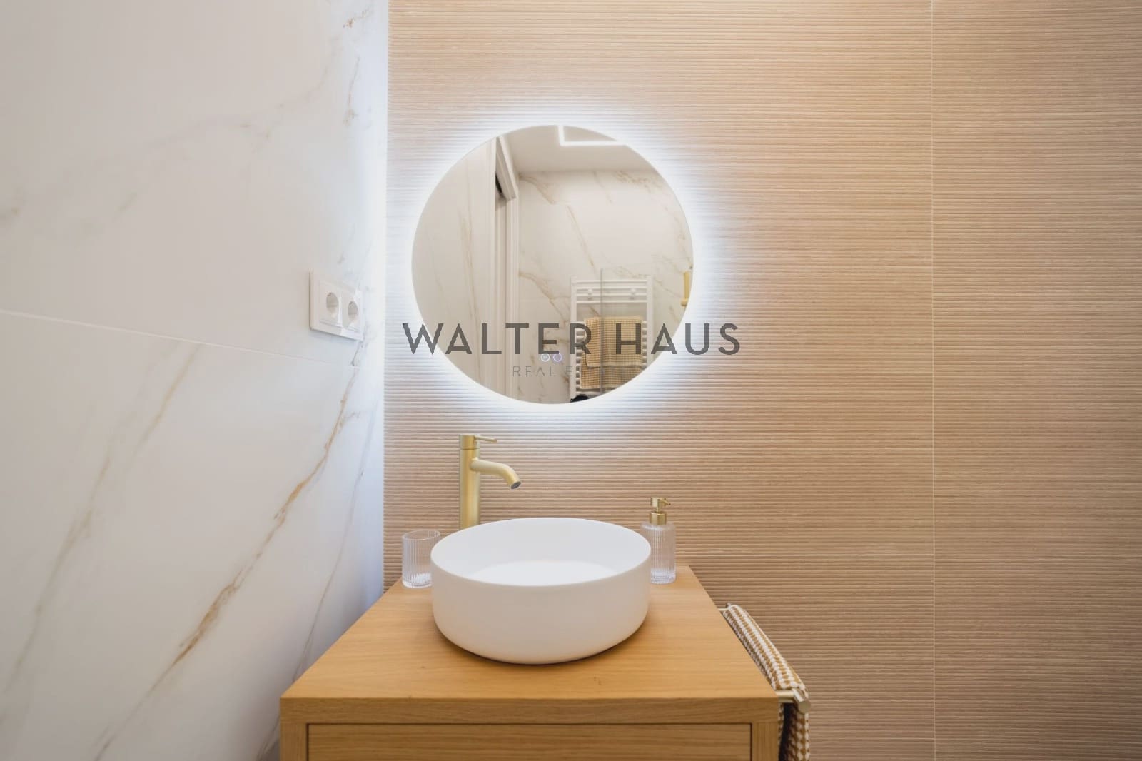 2 bedroom Flat for sale in Madrid city - € 1,495,000 (Ref: 9854630)