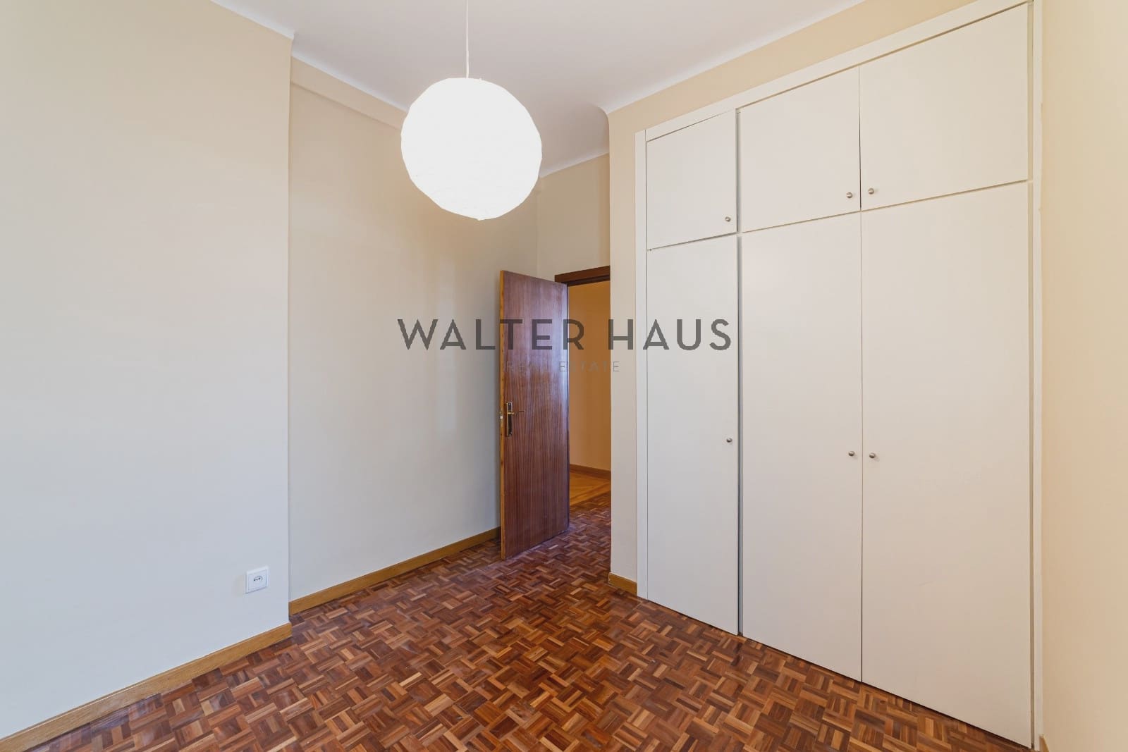 4 sovrum Lägenhet att hyra i Madrid stad - 2 700 € (Ref: 9861202)