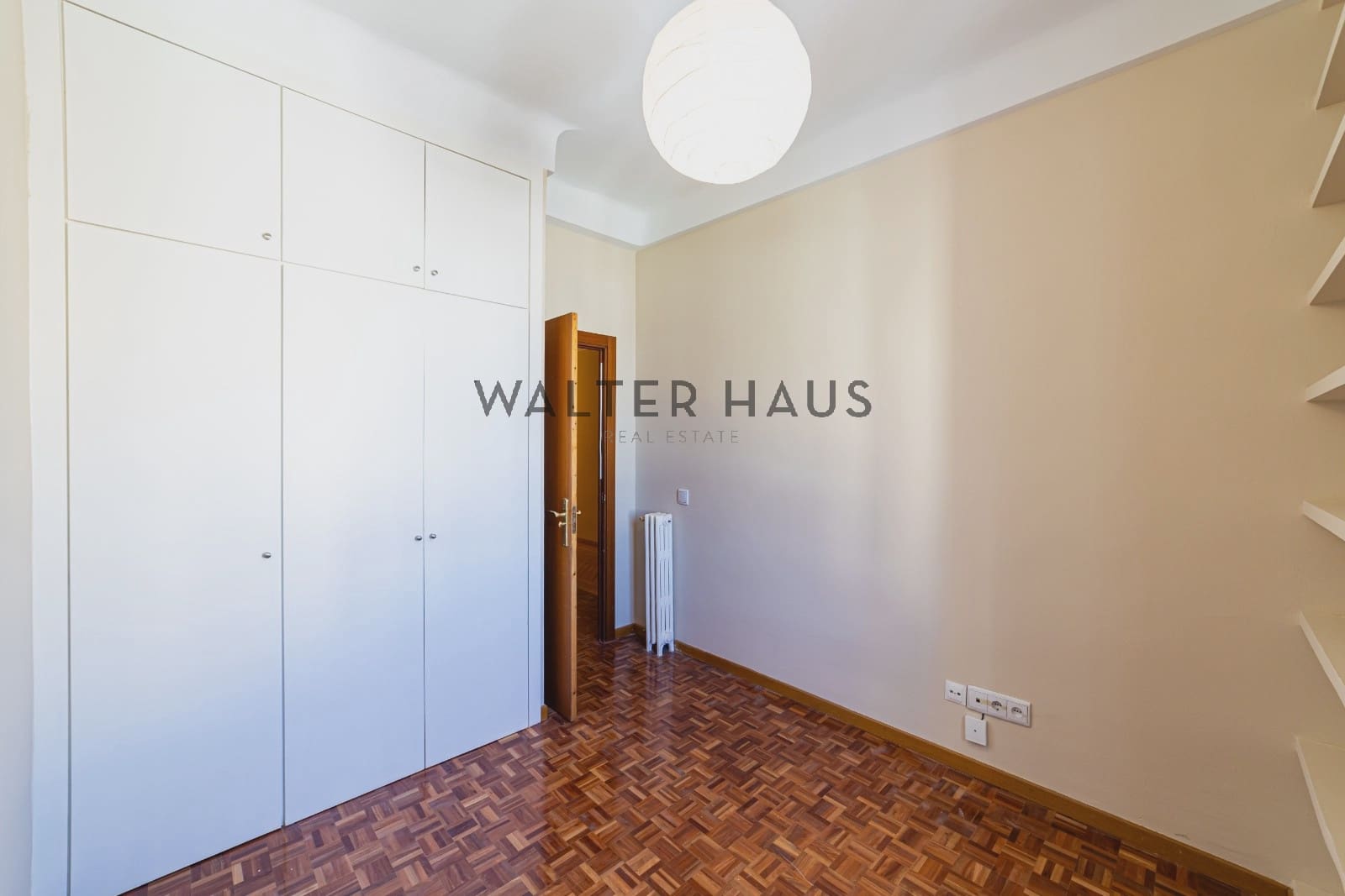 4 sovrum Lägenhet att hyra i Madrid stad - 2 700 € (Ref: 9861202)