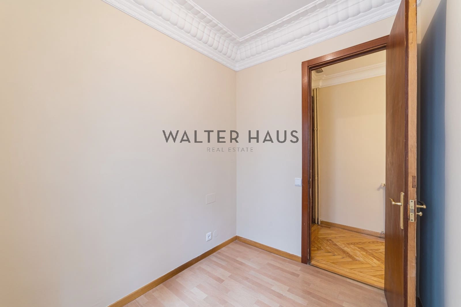 4 sovrum Lägenhet att hyra i Madrid stad - 2 700 € (Ref: 9861202)
