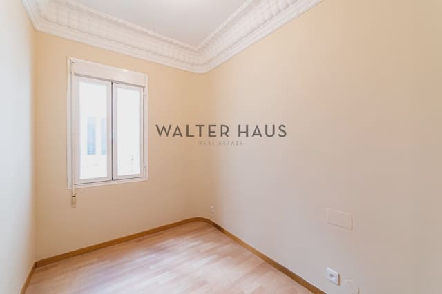 4 sovrum Lägenhet att hyra i Almagro, Madrid stad - 2 700 € (Ref: 9861202)