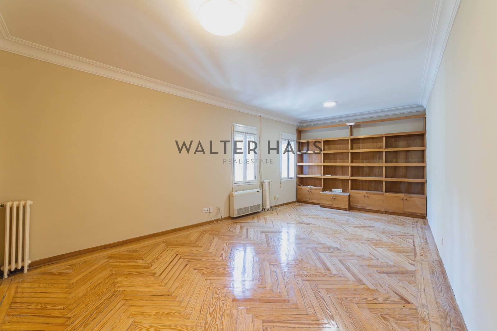 4 sovrum Lägenhet att hyra i Madrid stad - 2 700 € (Ref: 9861202)
