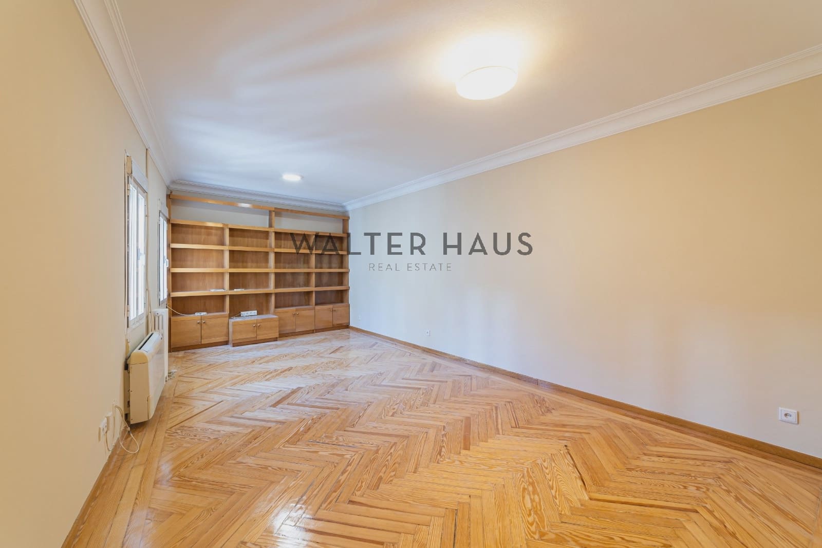 4 sovrum Lägenhet att hyra i Madrid stad - 2 700 € (Ref: 9861202)