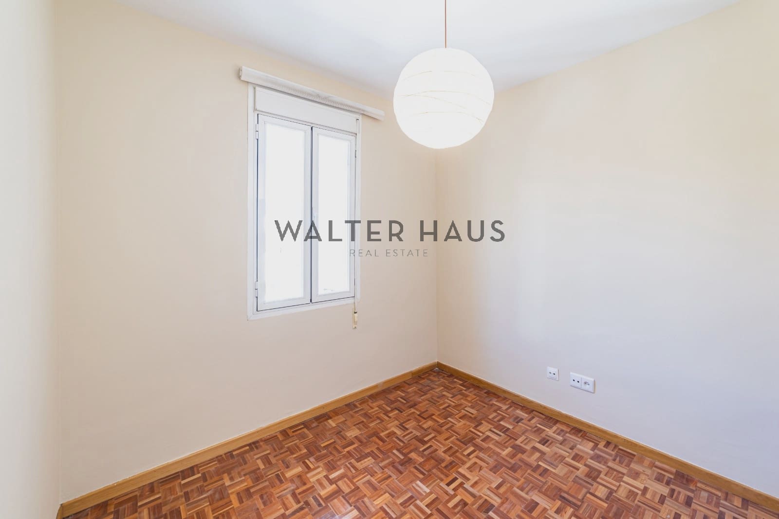 4 sovrum Lägenhet att hyra i Madrid stad - 2 700 € (Ref: 9861202)