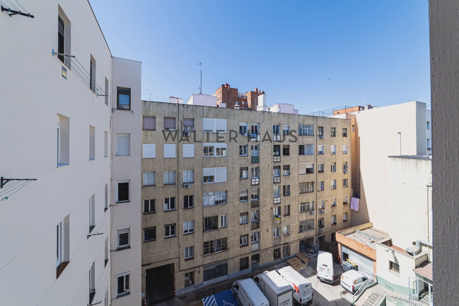 4 sovrum Lägenhet att hyra i Madrid stad - 2 700 € (Ref: 9861202)