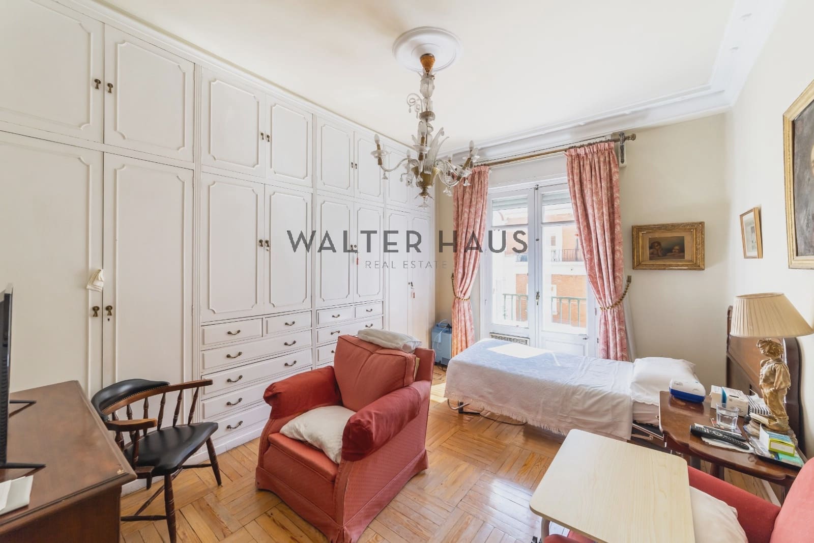 Piso de 5 habitaciones en Madrid ciudad en venta - 1.850.000 € (Ref: 9861204)