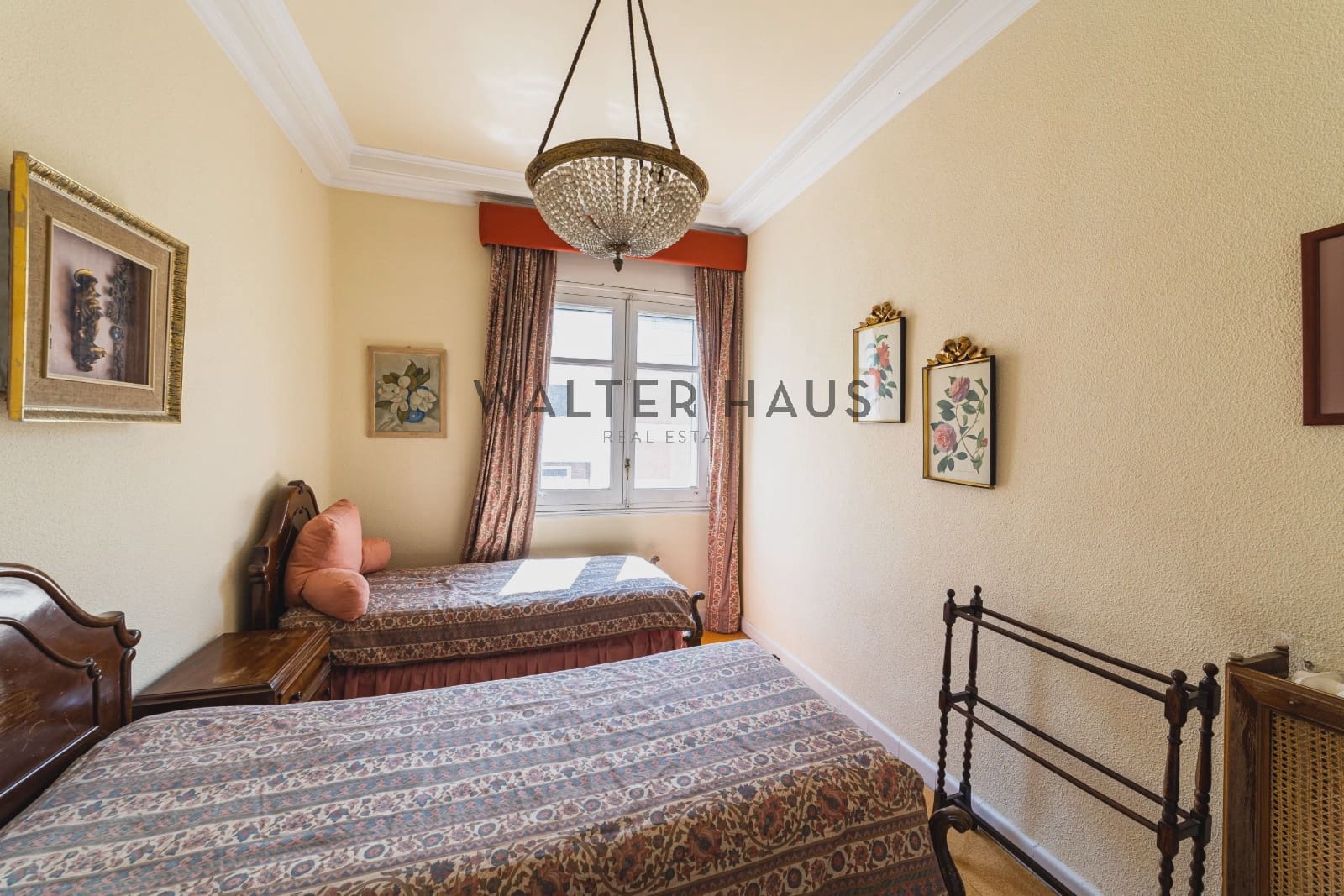 Piso de 5 habitaciones en Madrid ciudad en venta - 1.850.000 € (Ref: 9861204)