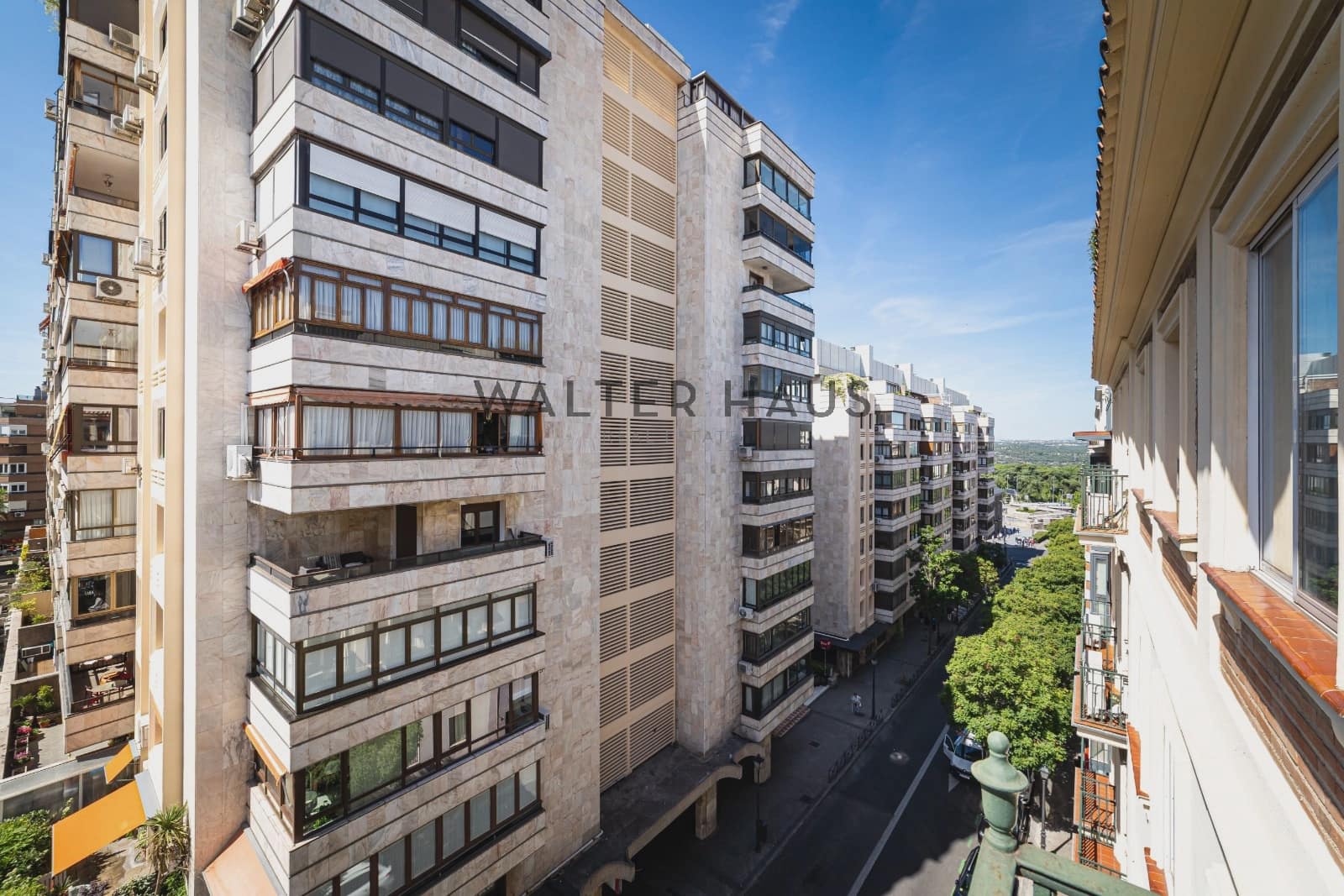 Piso de 5 habitaciones en Madrid ciudad en venta - 1.850.000 € (Ref: 9861204)