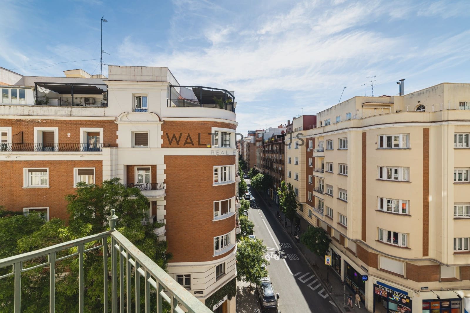 Piso de 5 habitaciones en Madrid ciudad en venta - 1.850.000 € (Ref: 9861204)