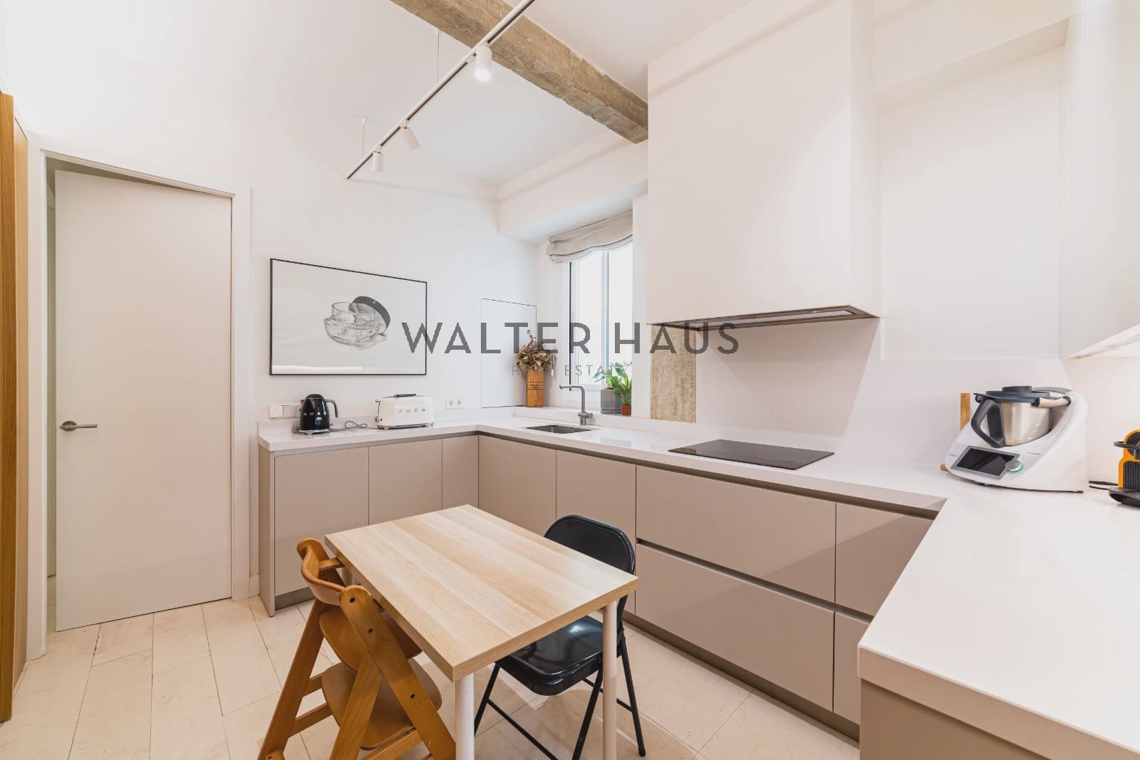 4 sovrum Lägenhet till salu i Madrid stad - 1 790 000 € (Ref: 9863735)