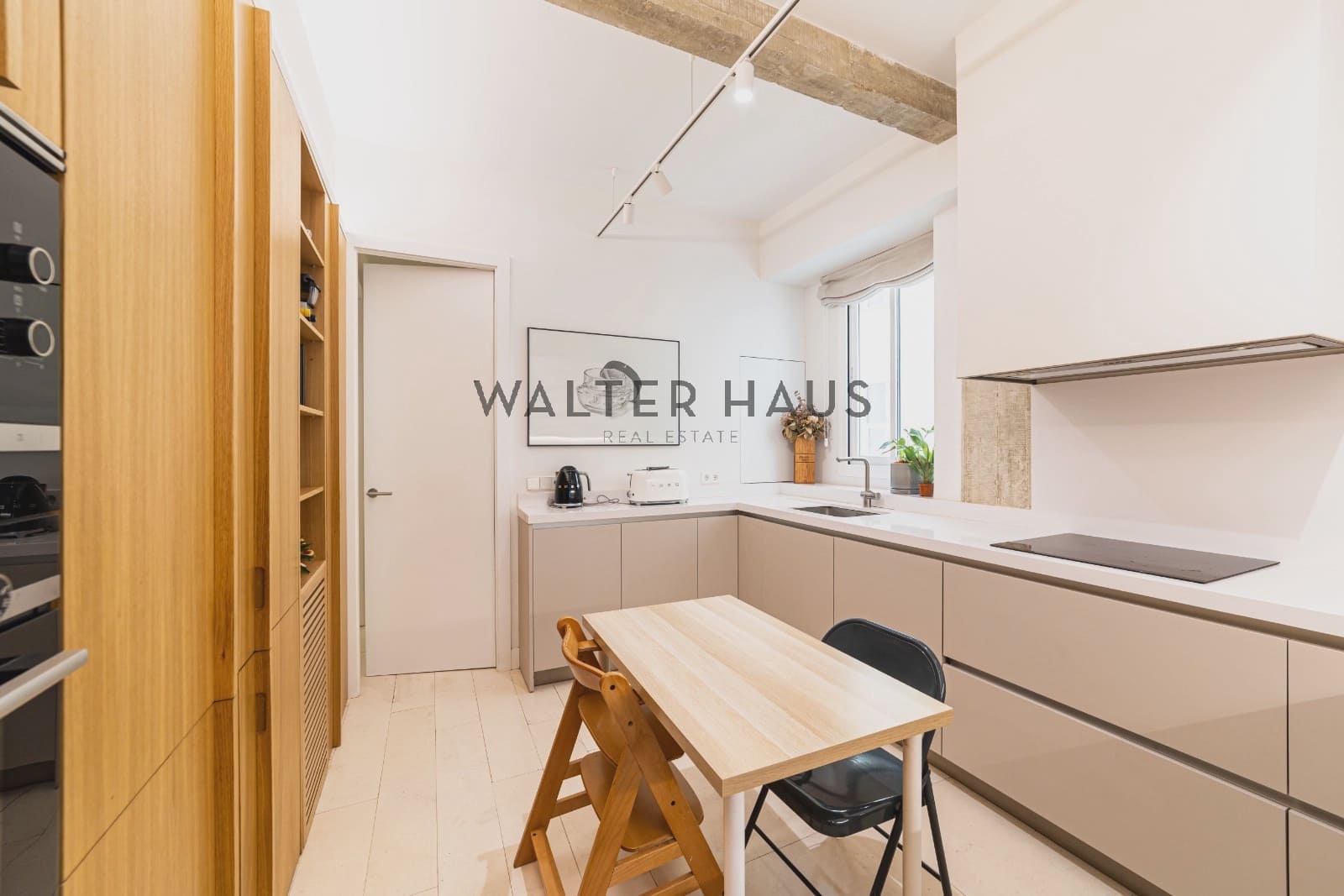 4 sovrum Lägenhet till salu i Madrid stad - 1 790 000 € (Ref: 9863735)
