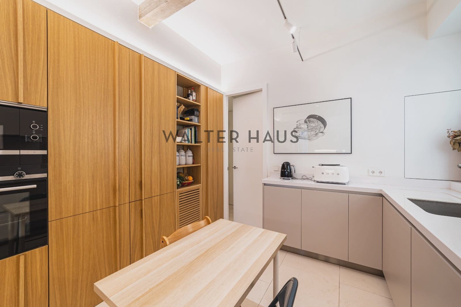 4 sovrum Lägenhet till salu i Madrid stad - 1 790 000 € (Ref: 9863735)
