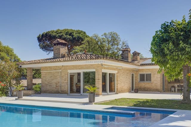 4 sypialnia Willa na sprzedaż w Santa Cristina d'Aro - 1 230 000 € (Ref: 9865547)