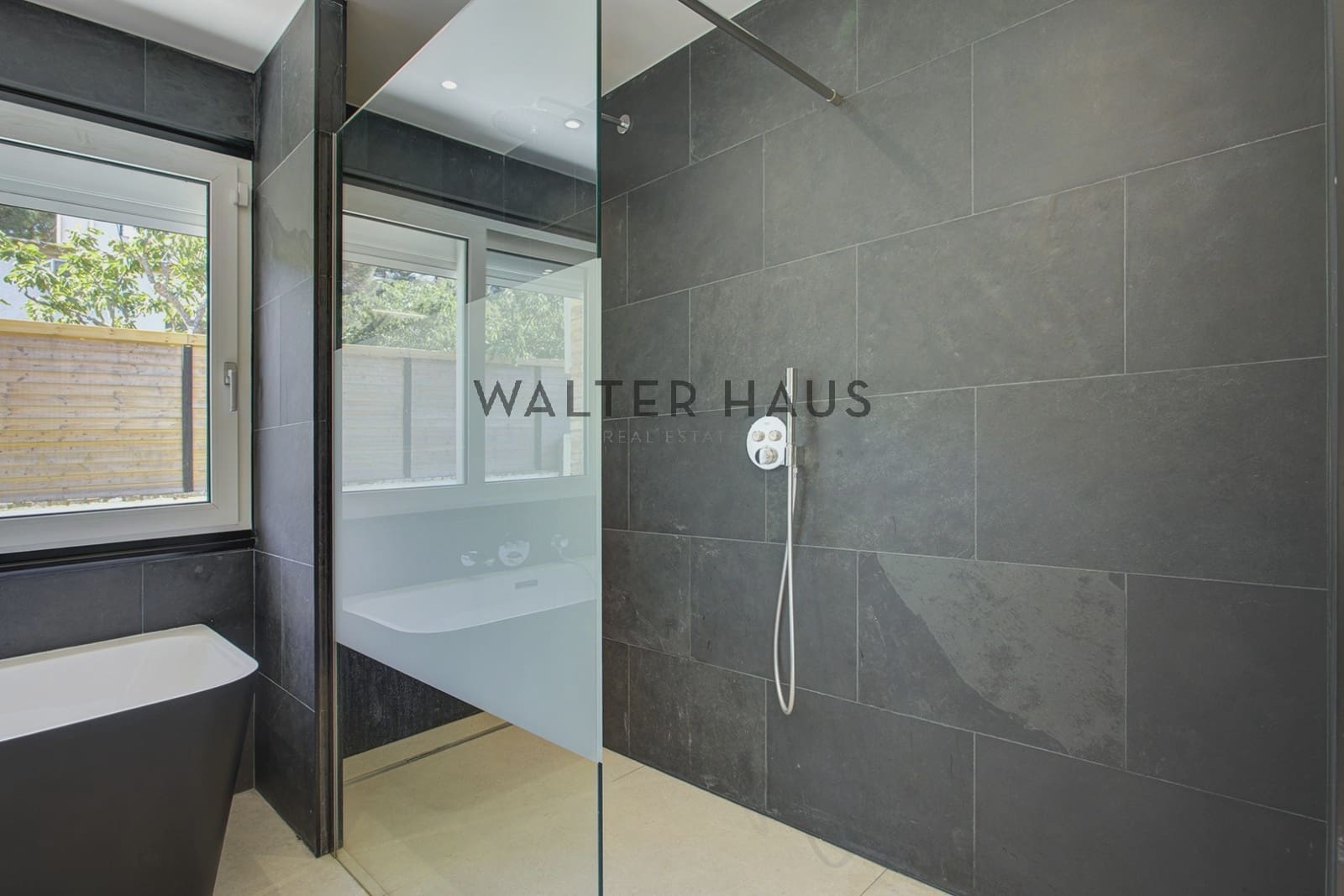4 Zimmer Villa zu verkaufen in Santa Cristina d'Aro - 1.230.000 € (Ref: 9865547)