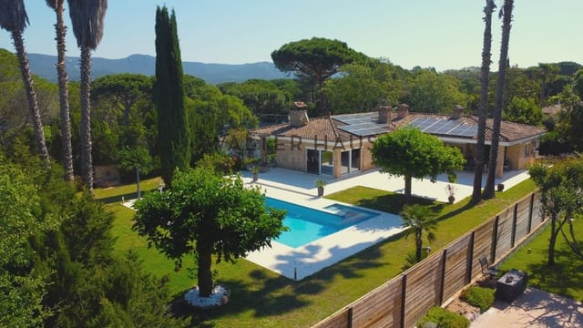 4 sypialnia Willa na sprzedaż w Santa Cristina d'Aro - 1 230 000 € (Ref: 9865547)