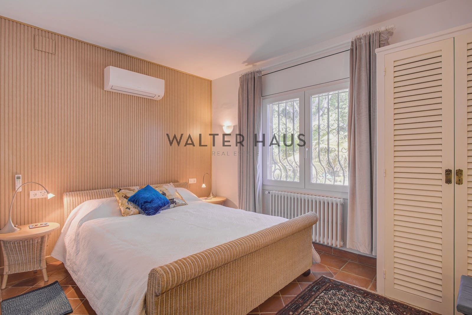 5 bedroom Villa for sale in Santa Cristina d'Aro - € 1,149,000 (Ref: 9865947)