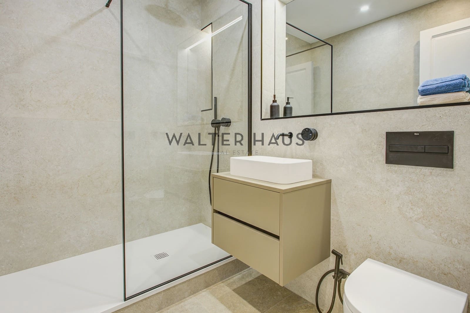 3 sovrum Lägenhet till salu i Barcelona stad - 1 290 000 € (Ref: 9866202)