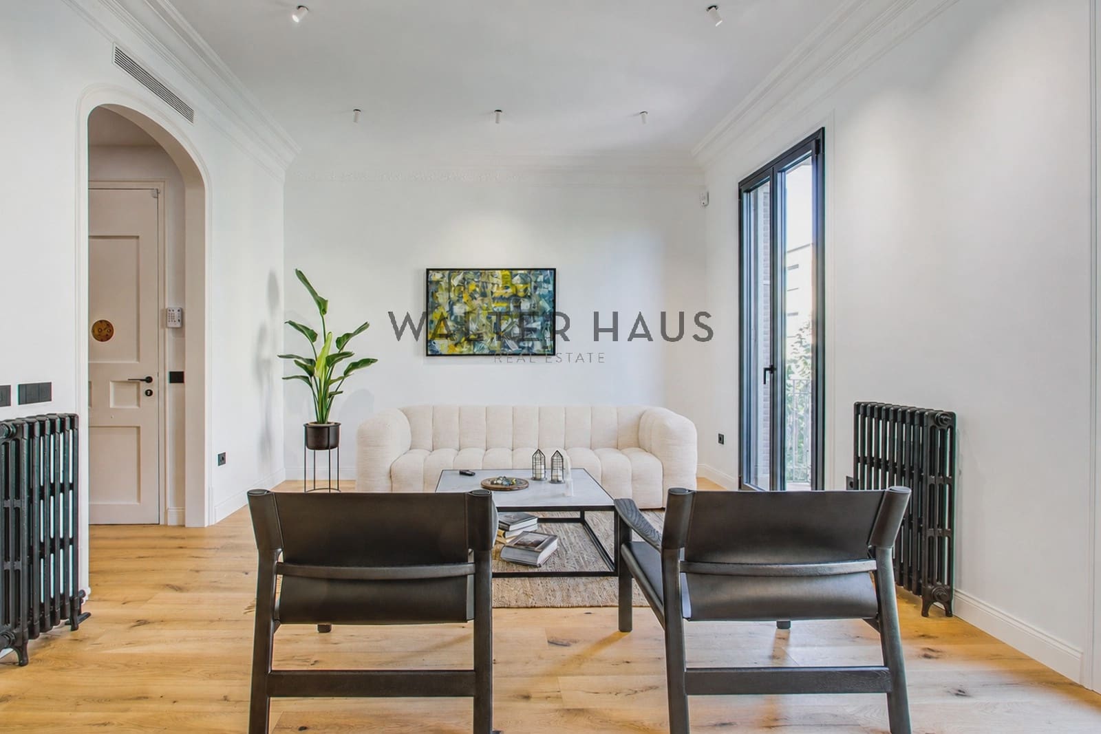 3 slaapkamer Flat te koop in Barcelona stad - € 1.250.000 (Ref: 9866202)