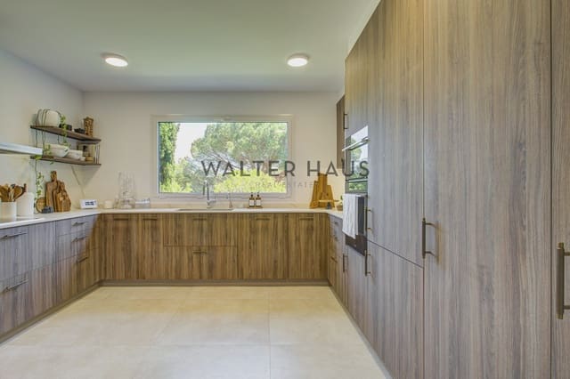 4 sypialnia Willa na sprzedaż w Santa Cristina d'Aro - 1 250 000 € (Ref: 9872284)
