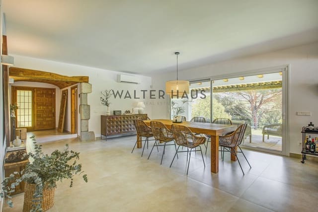 4 sypialnia Willa na sprzedaż w Santa Cristina d'Aro - 1 250 000 € (Ref: 9872284)
