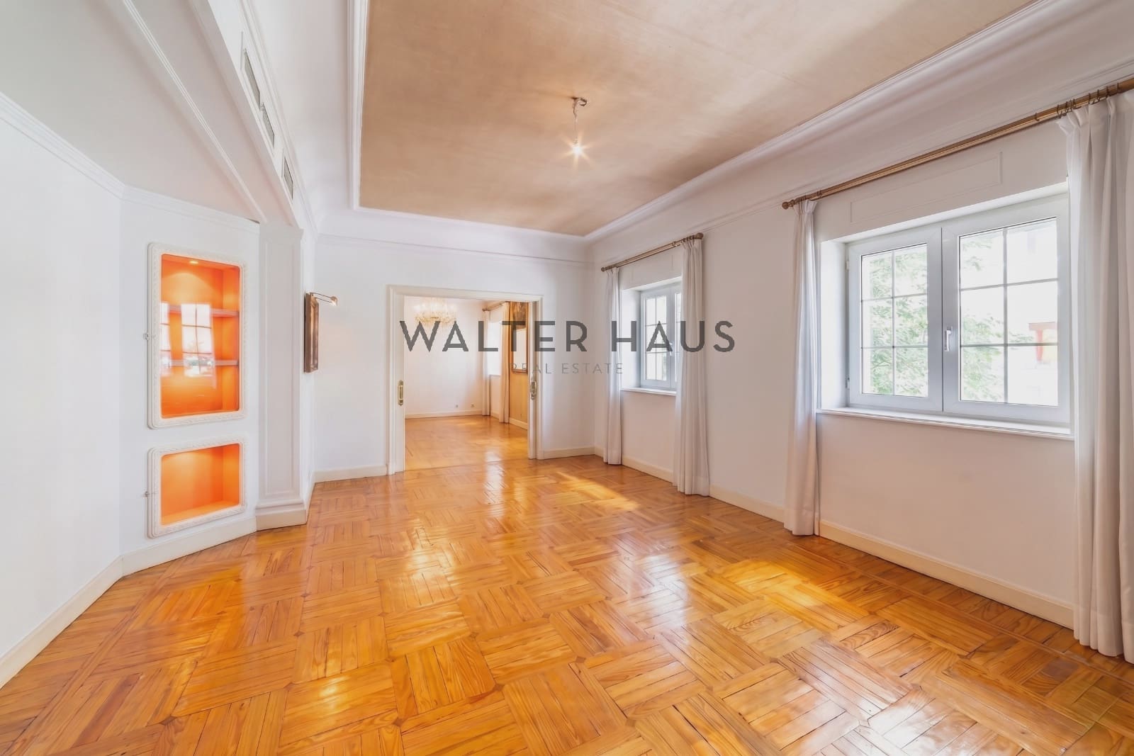 5 bedroom Flat for sale in Madrid city - € 2,650,000 (Ref: 9872743)